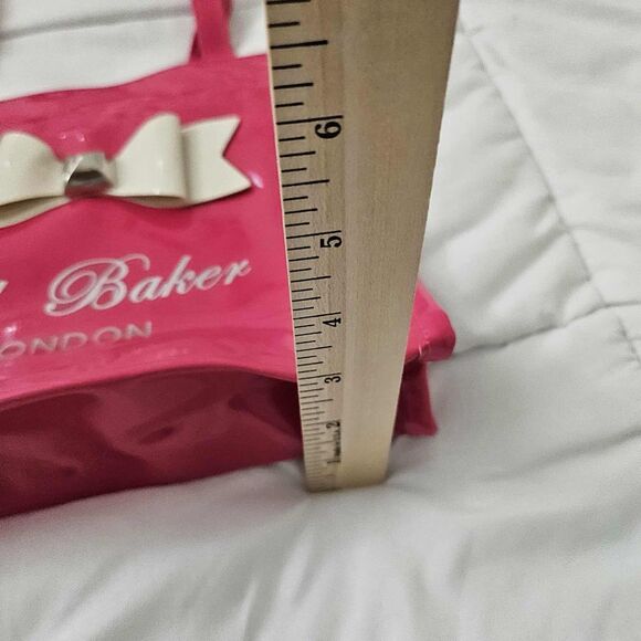 Ted Baker London Tote Bag Small Pink Glossy PVC with White Bow Zip Closure - Picture 6 of 7